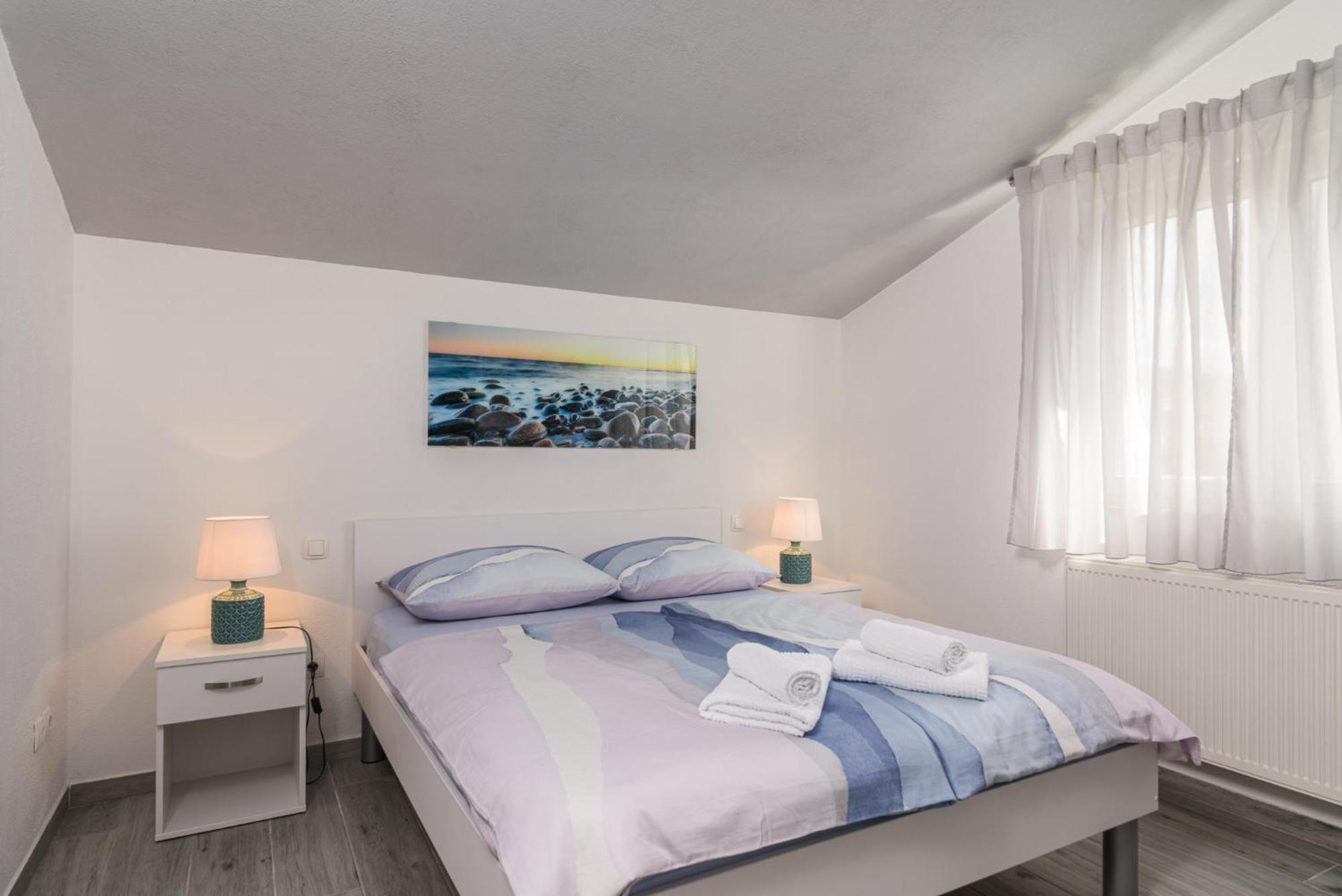 Rooms Anna Traù Esterno foto